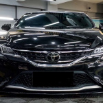 Ravoony Plus Gloss Metallic Black Car Vinyl Wrap