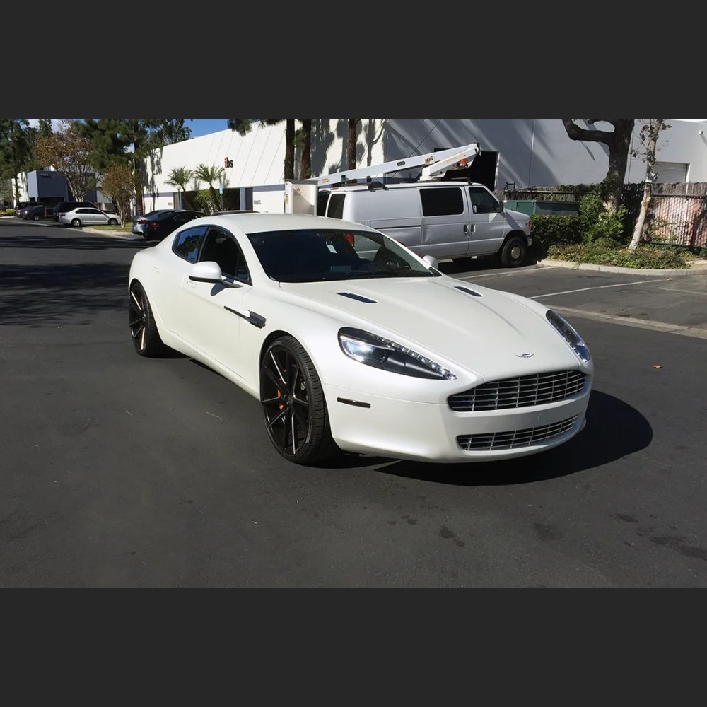 Ravoony Plus Satin White Car Wrap