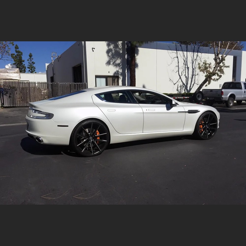Ravoony Plus Satin White Car Wrap