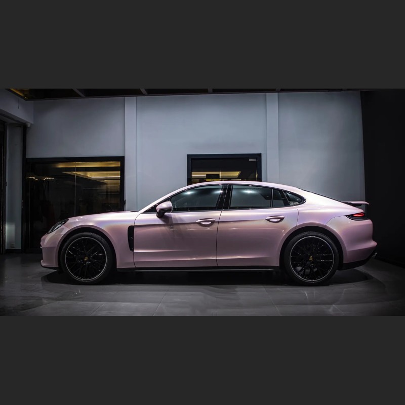 Ravoony Plus Gloss Laser Light Pink Car Wrap