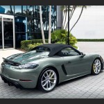 Ravoony Plus NIO Gloss Arctic Green Color Car Wrap