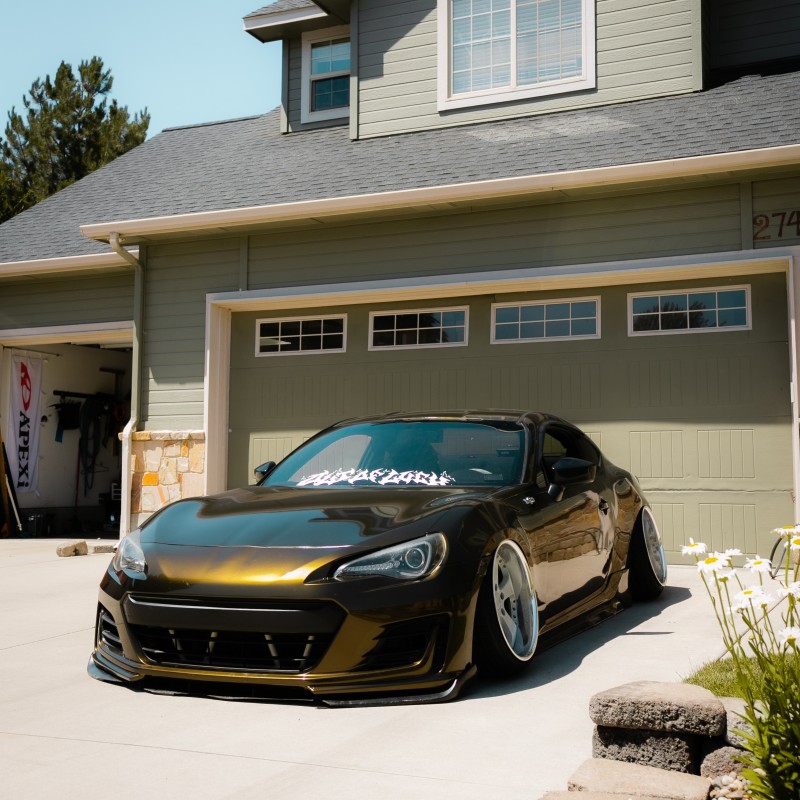 Ravoony Plus Gloss Midnight Gold Car Wrap