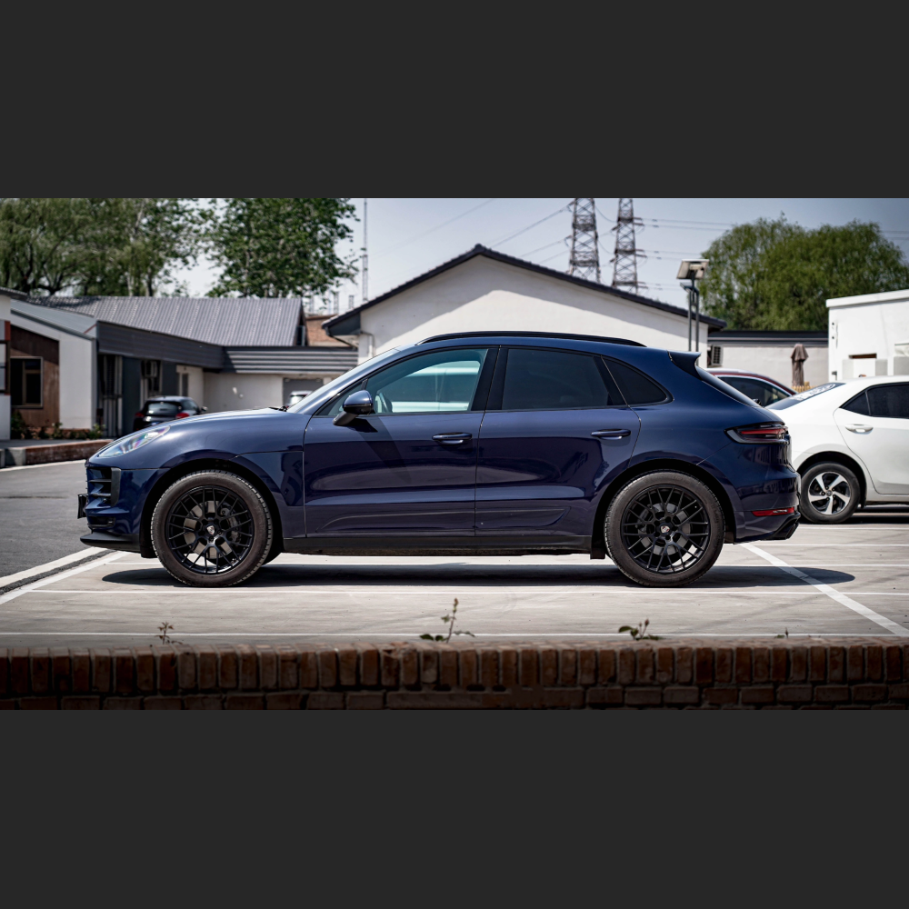 Ravoony Plus Glossy Crystal Midnight Blue Car Wrap