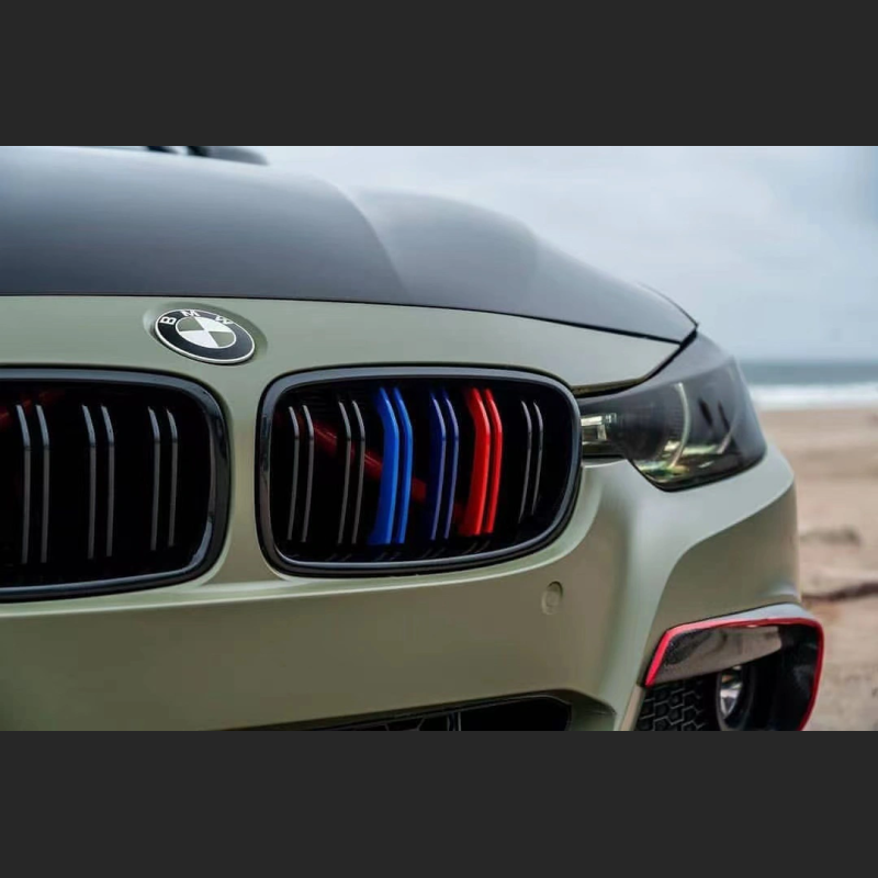 Ravoony Plus Ultimate Flat Khaki Green Car Wrap