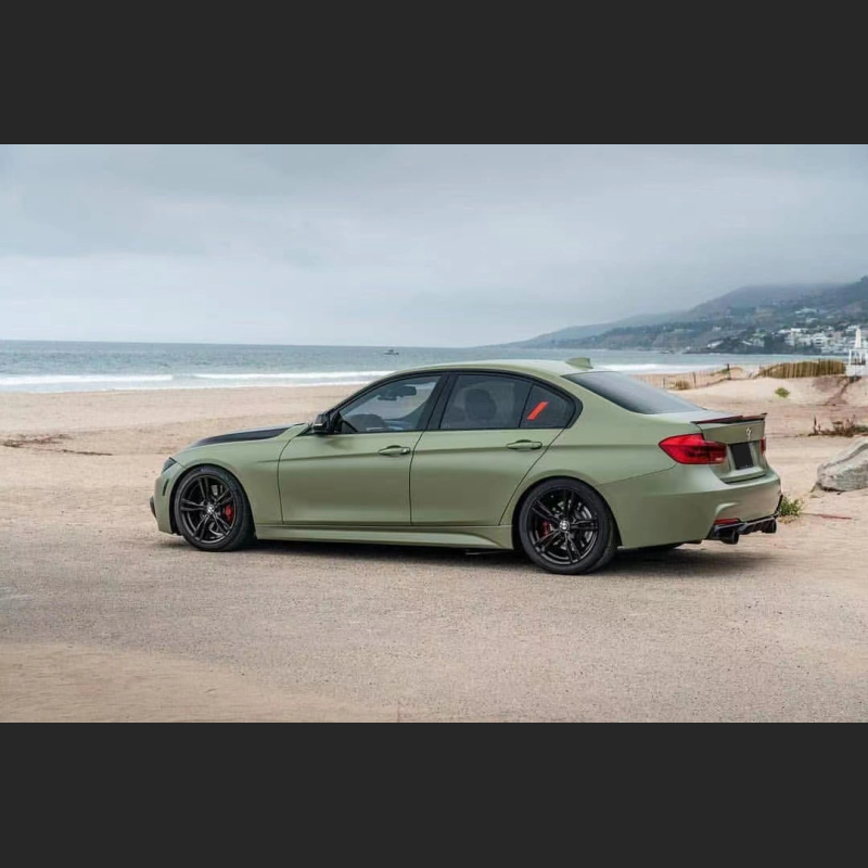 Ravoony Plus Ultimate Flat Khaki Green Car Wrap