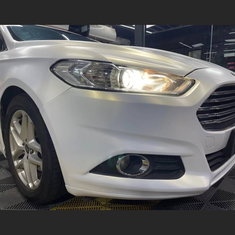    Ravoony Plus Satin Ceramic White to Gold Car Wrap