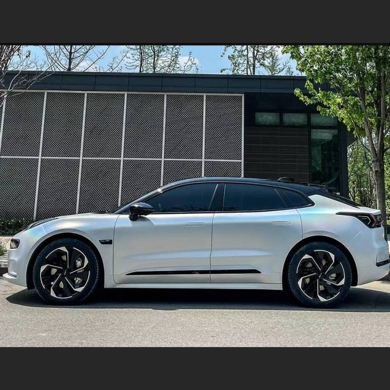 Ravoony Plus Matte Laser White Car Vinyl Wrap
