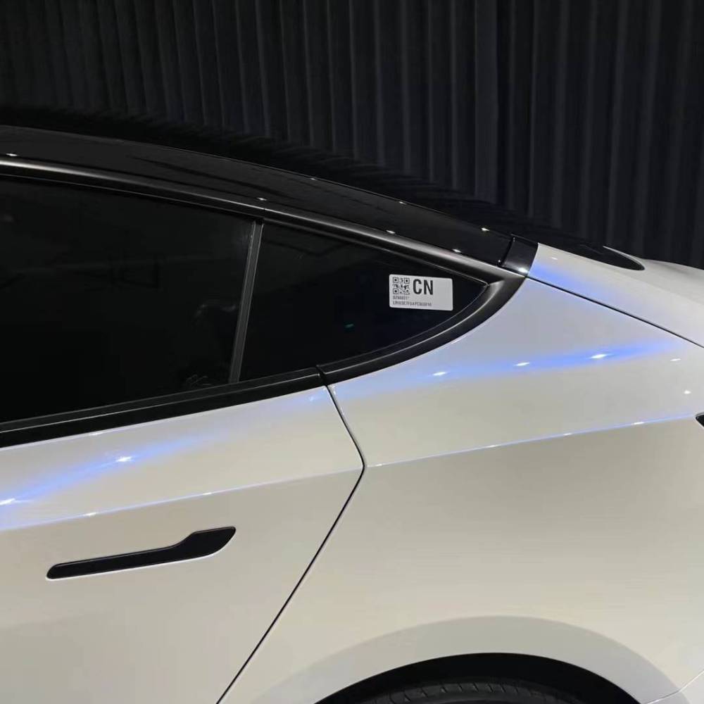 Ravoony Plus Glossy White to Blue Car Vinyl Wrap