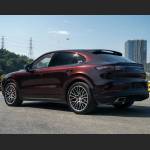 Ravoony Plus PET Glossy Tourmalie Red Car Wrap