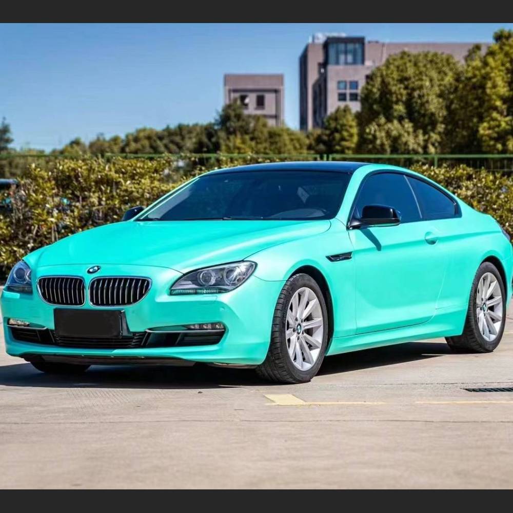 Ravoony Plus Satin Chrome Tiffany Car Wrap