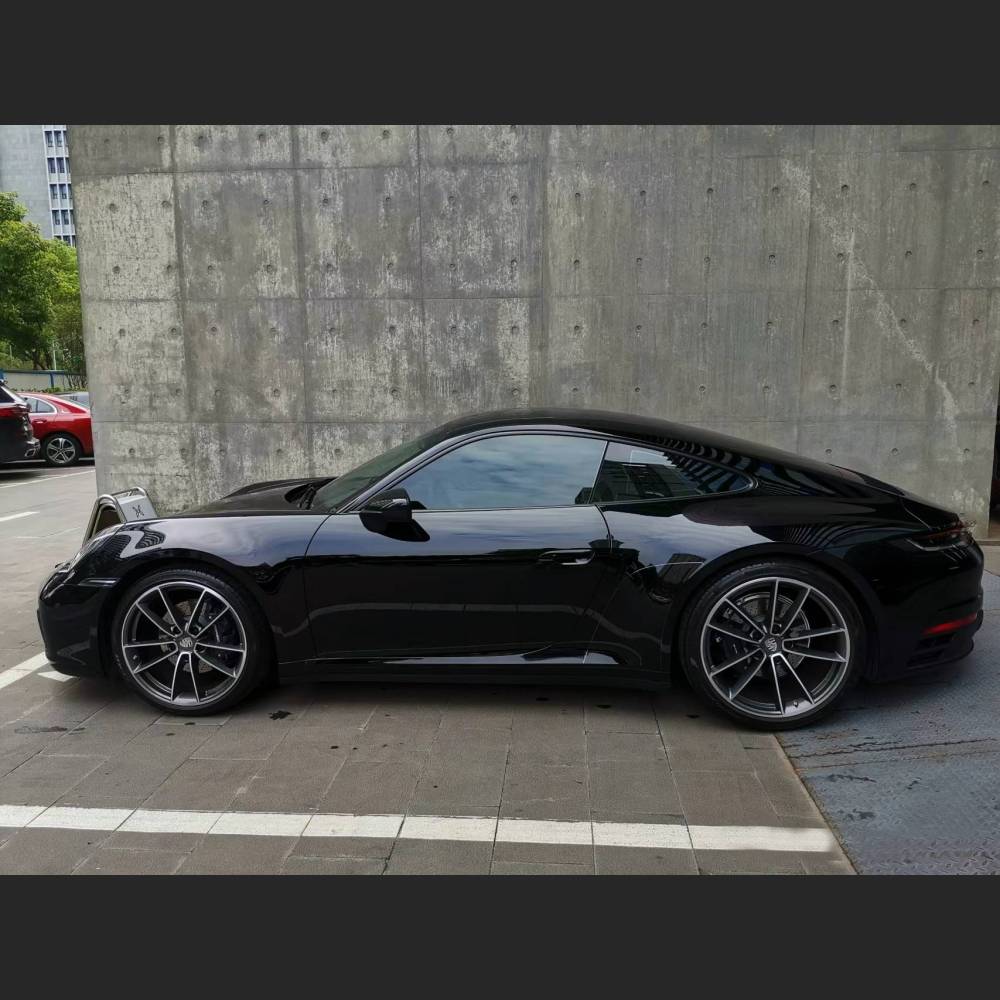 Ravoony Pro TPU Gloss Black PPF Film