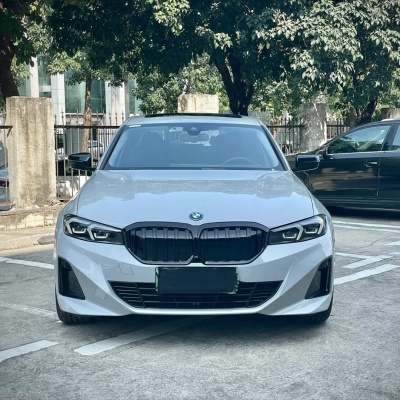 Ravoony Basic BMW Brooklyn Grey Vinyl Wrap 02