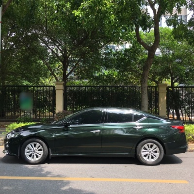 Ravoony Basic Gloss Pearlized Benz Emerald Green Car Vinyl Wrap 02