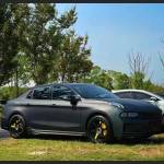 Ravoony Plus Matte Diamond Black Green Car Wrap