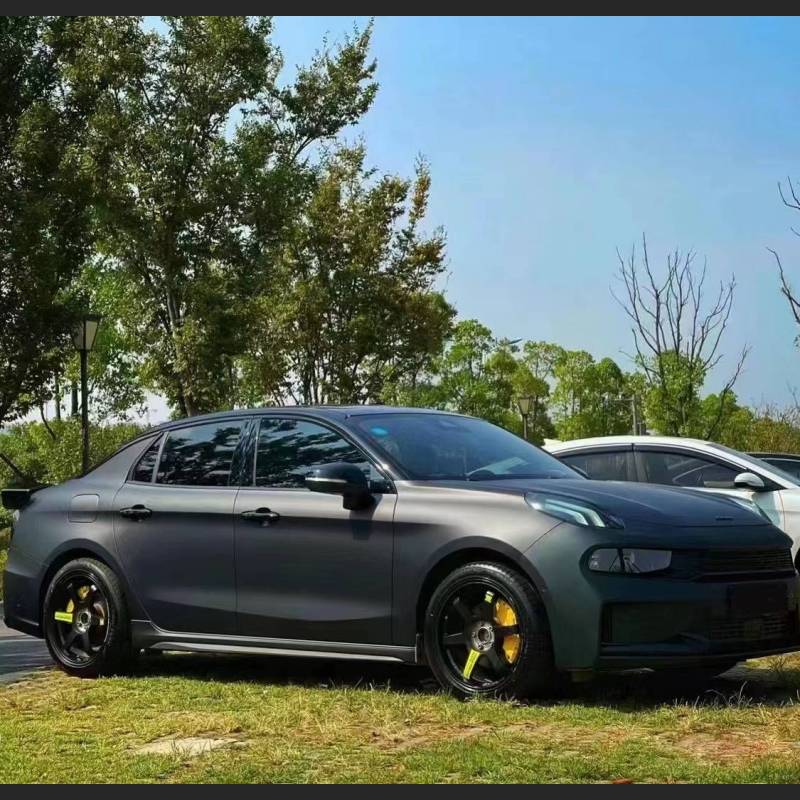 Ravoony Plus Matte Diamond Black Green Car Wrap