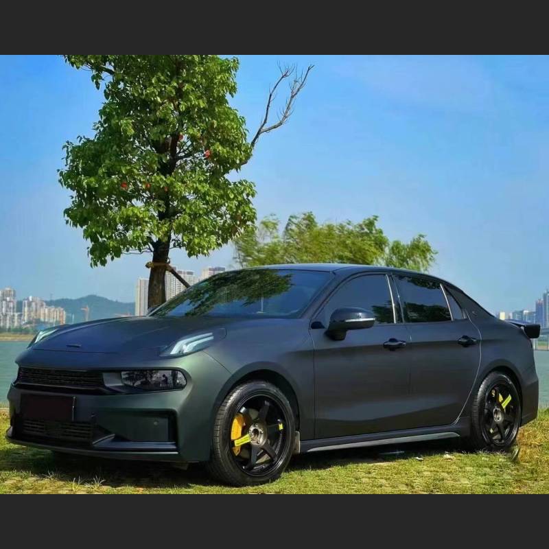 Ravoony Plus Matte Diamond Black Green Car Wrap