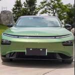 Ravoony Pro TPU Glossy Aston Martin Iridescent Emerald Green PPF Film