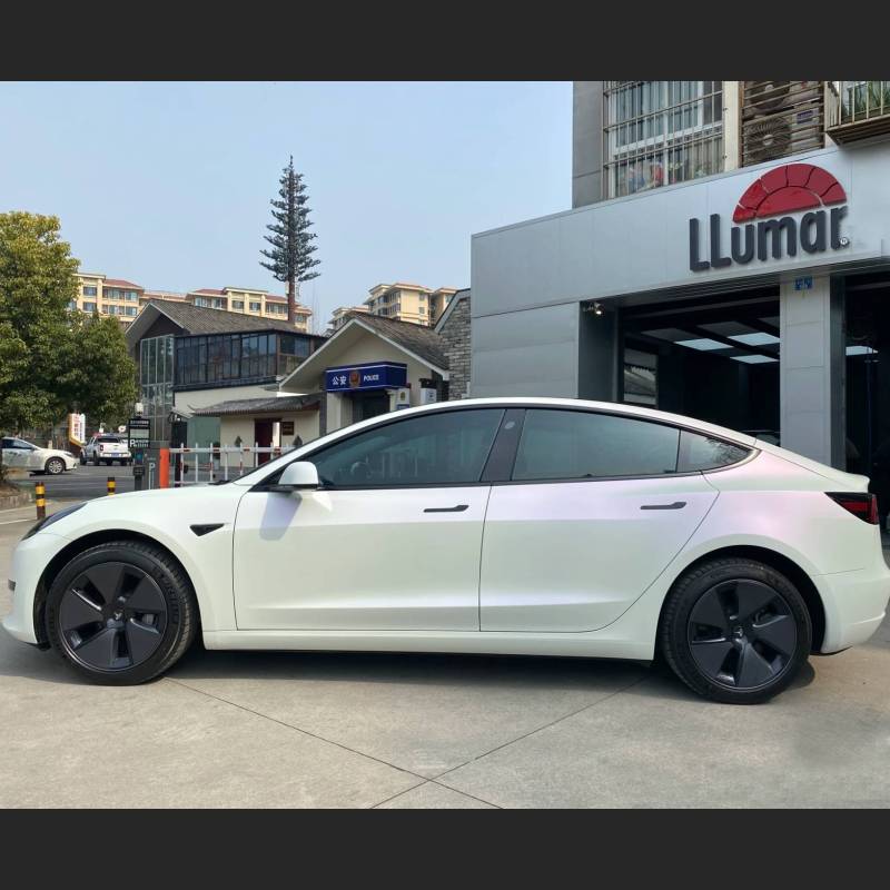Ravoony Plus Pure Metallic White To Purple Vinyl Car Wrap