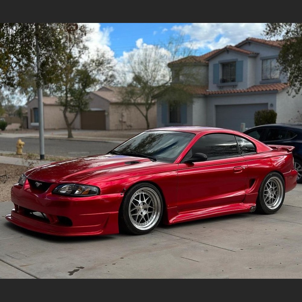 Ravoony Basic Gloss Metallic Vampire Red Vinyl Car Wrap