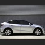 Ravoony Plus PET Glossy Audi Fleuret Silver Vinyl Car Wrap