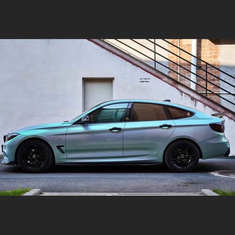 Ravoony Plus Glossy Twin Candy Pearl Aurora Car Wrap