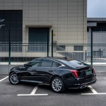 Ravoony Plus Glossy Crystal Black Car Vinyl Wrap