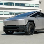 Ravoony Plus Ultra Gloss Metallic Silver Car Wrap