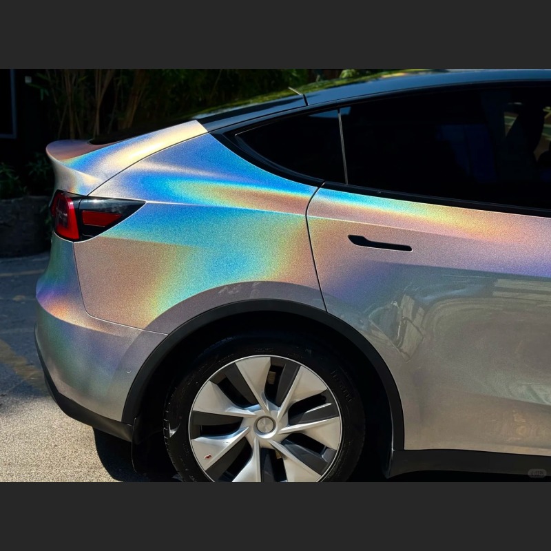 Ravoony Plus Ultra Gloss Iridescent Laser Silver Car Wrap