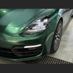 Ravoony Plus PET Glossy Metallic Emerald Green Car Wrap