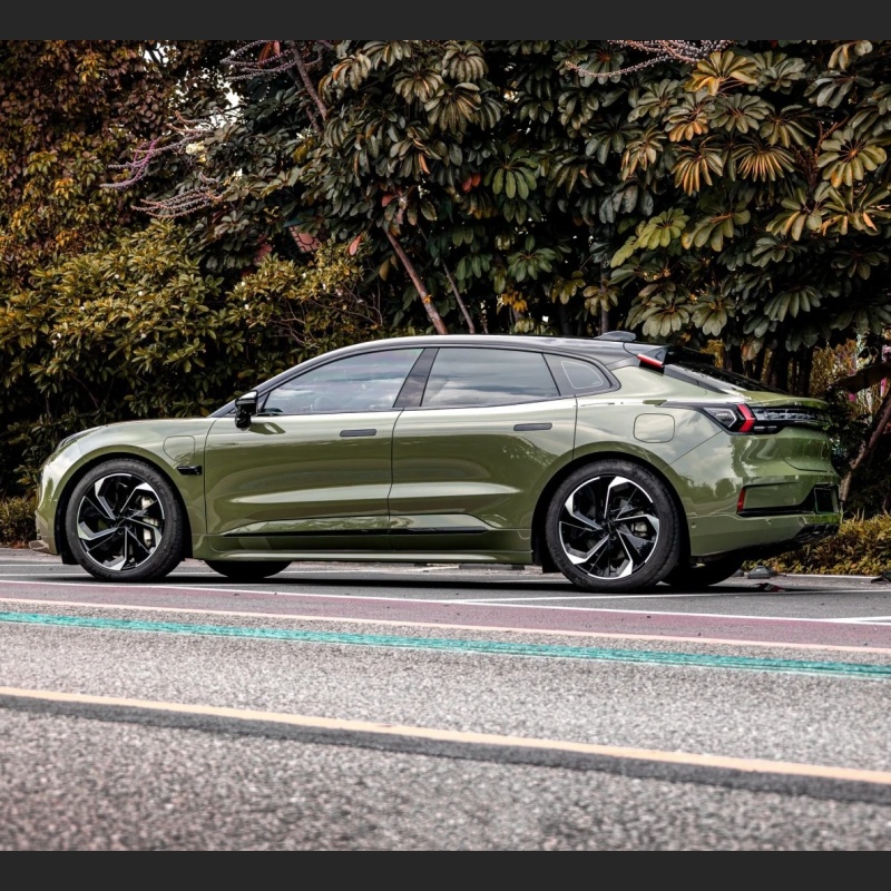 Ravoony Plus PET Gloss Aurora Green Car Vinyl Wrap