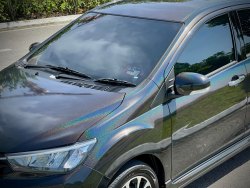 Ravoony Plus Glossy Laser Black Car Vinyl Wrap review Dylan Dimitry 01