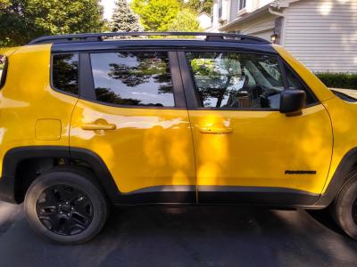 Ravoony Plus Gloss Sunflower Yellow Vinyl Wrap review Ha Cao 01
