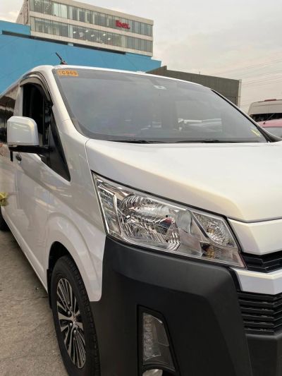    Ravoony Plus Satin Ceramic White to Gold Car Wrap review Selina Grübl