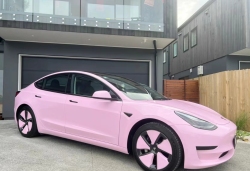 Ravoony Plus Gloss Aston Martin Vintage Pink Vinyl Car Wrap review Joselin Ch. Garcia 02
