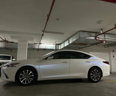 Ravoony Plus Glossy White to Blue Car Vinyl Wrap review Cody Altamirano-ince 00