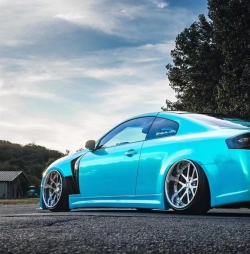 Ravoony Plus Gloss Metal Paint Ocean Blue Car Wrap review Darius Smith 01