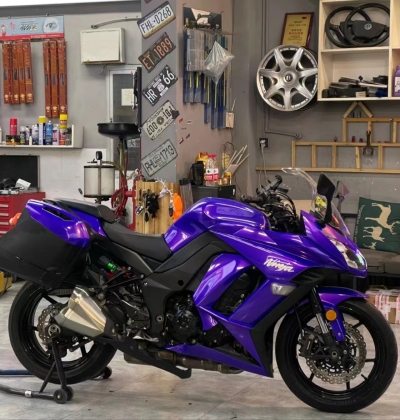 Ravoony Plus Glossy Explosion Purple Car Vinyl Wrap review Joe Davis 00