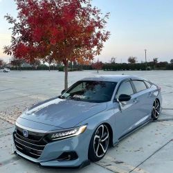 Ravoony Plus Gloss China Blue Car Vinyl Wrap review Lawrence Davis 01