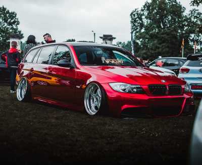 Ravoony Plus Gloss Metallic Vampire Red Vinyl Car Wrap review anuschka schneider 00