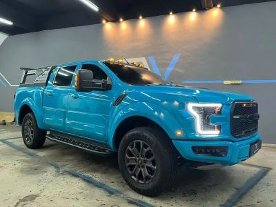 Ravoony Plus Glossy Miami Blue Vinyl Wrap review Colton Britton