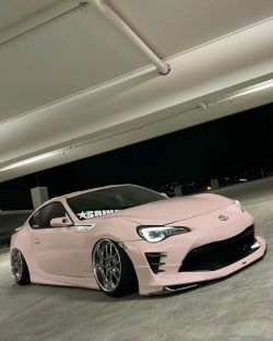 Ravoony Plus PET Glossy Baby Pink Car Vinyl Wrap review Vladimíra Dvorská 02