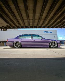 Ravoony Plus Gloss Liquid Metallic Viola Purple Car Wrap review Nickolas Ongenda 02