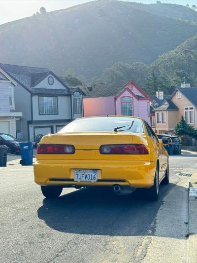 Ravoony Plus Gloss Sunflower Yellow Vinyl Wrap review Ismael Quintero 01