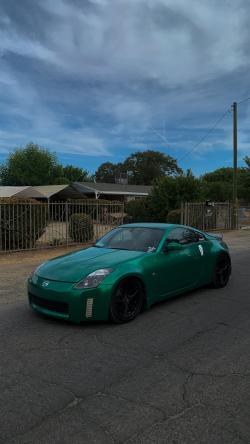 Ravoony Plus PET Gloss Paint Metallic Isle Of Man Green Car Vinyl Wrap review Armando Perez 03
