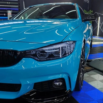 Ravoony Plus Glossy Miami Blue Vinyl Wrap review Ayden Reeves 00