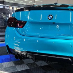 Ravoony Plus Glossy Miami Blue Vinyl Wrap review Ayden Reeves 02
