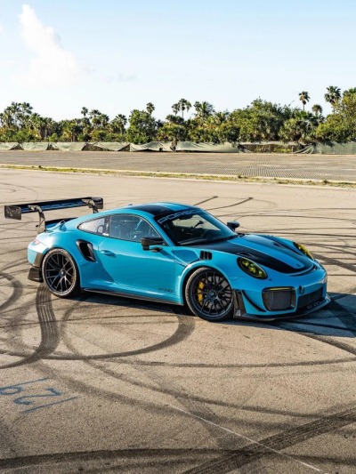 Ravoony Plus Glossy Miami Blue Vinyl Wrap review Daniil Rostovtsev 00