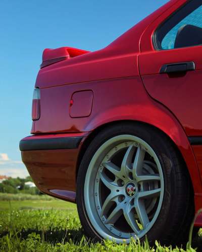 Ravoony Basic Gloss Metallic Vampire Red Vinyl Car Wrap review nikolina_pavletic 01