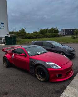 Ravoony Plus Gloss Metallic Vampire Red Vinyl Car Wrap review Alex 01