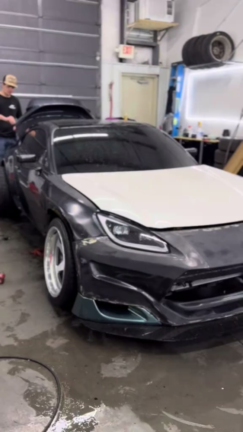 Ravoony Plus Gloss Metallic Vampire Red Vinyl Car Wrap review Brian Woods